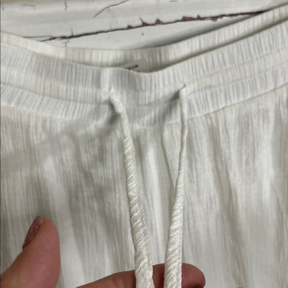 Lulu's White Wide Leg Crepe Rayon Blend Fully Lined Elastic Tie Waist Pants Sm - Picture 3 of 5